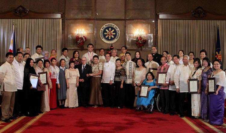 2010 Presidential Awards for Filipino Individuals and Organizations Overseas 