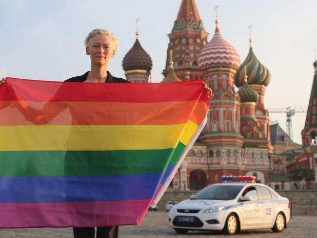 Tilda Swinton: "In Solidarity. From Russia With Love"